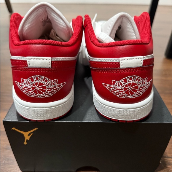 Jordan Shoes - Picture 2 of 8